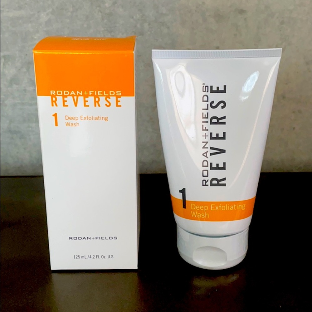 Rodan & Fields Reverse deep exfoliating wash